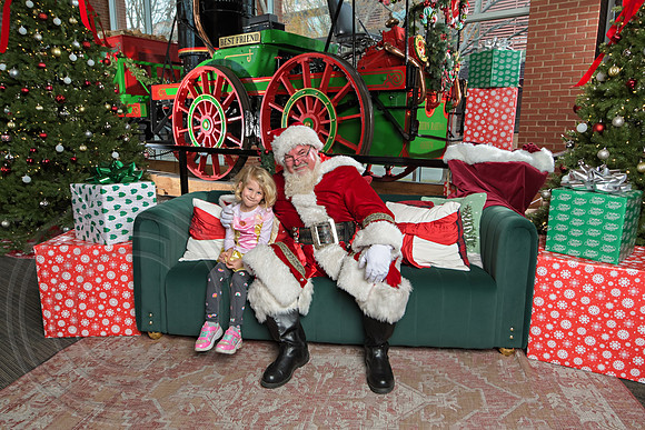 The Charleston Santa 2024-Dec14-2752