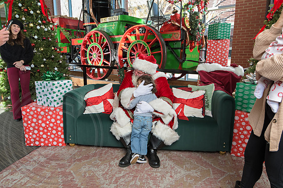 The Charleston Santa 2024-Dec14-2558
