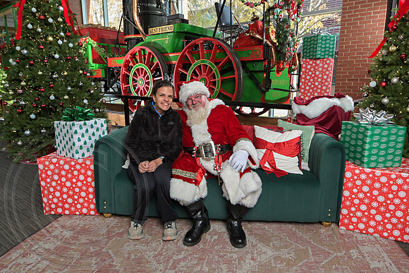 The Charleston Santa 2024-Dec8-1814