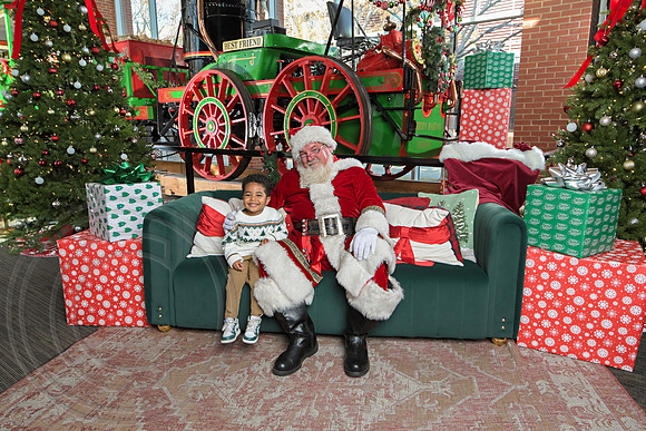 The Charleston Santa 2024-Dec14-2698