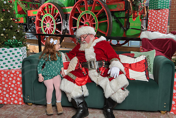 The Charleston Santa 2024-Dec15-3146