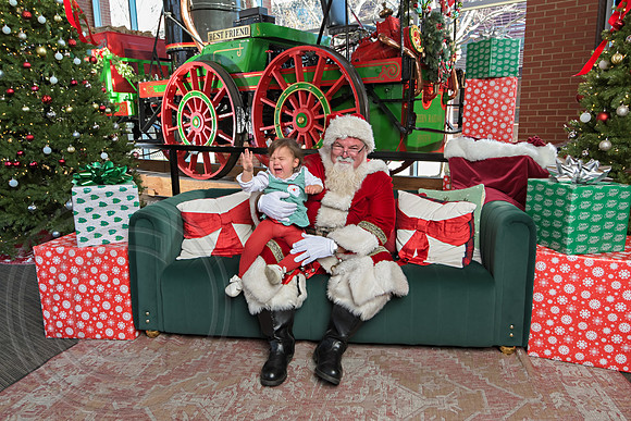 The Charleston Santa 2024-Dec22-3705