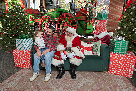 The Charleston Santa 2024-Dec7-1395