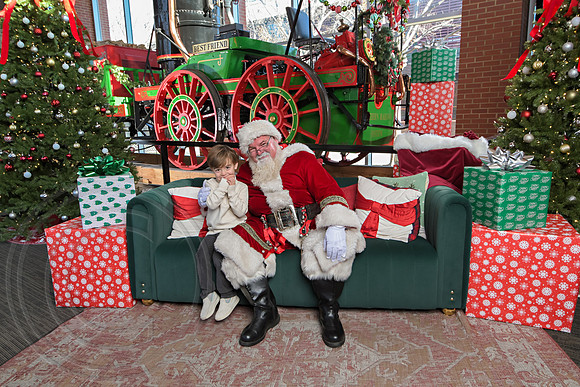 The Charleston Santa 2024-Dec22-3699