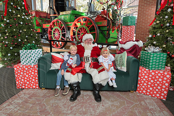 The Charleston Santa 2024-Dec7-1564