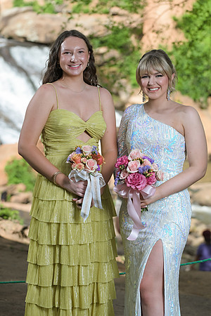 RKPhoto-2024-FallsPark-PromPics-07