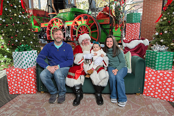 The Charleston Santa 2024-Dec7-1597