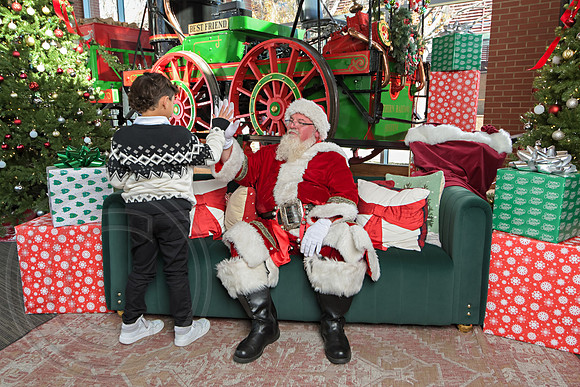 The Charleston Santa 2024-Dec14-2474