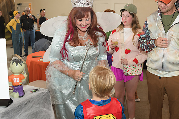 RKPhoto-2025-CVB-HalloweenParty-051