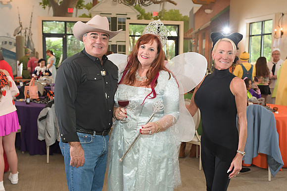RKPhoto-2025-CVB-HalloweenParty-059