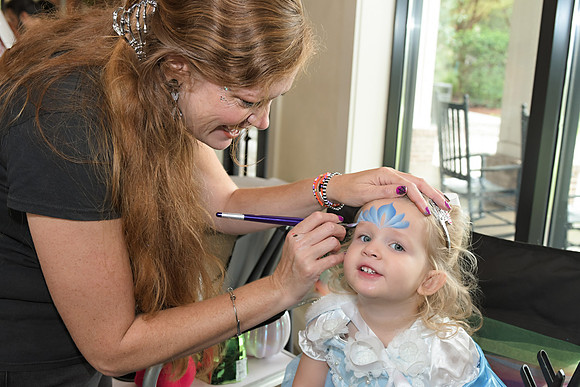 RKPhoto-2025-CVB-HalloweenParty-084
