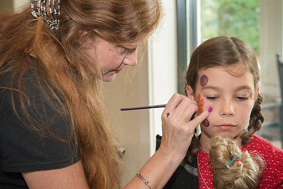 RKPhoto-2025-CVB-HalloweenParty-093