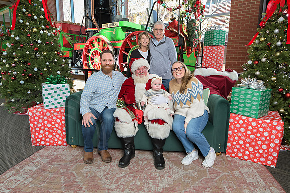 The Charleston Santa 2024-Dec14-2492