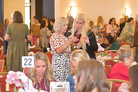 RKPhoto-2025-RonladMcDonald-BagLadyLuncheon-085