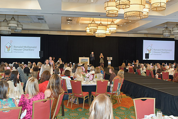 RKPhoto-2025-RonladMcDonald-BagLadyLuncheon-113