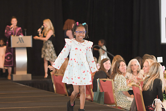 RKPhoto-2025-RonladMcDonald-BagLadyLuncheon-158
