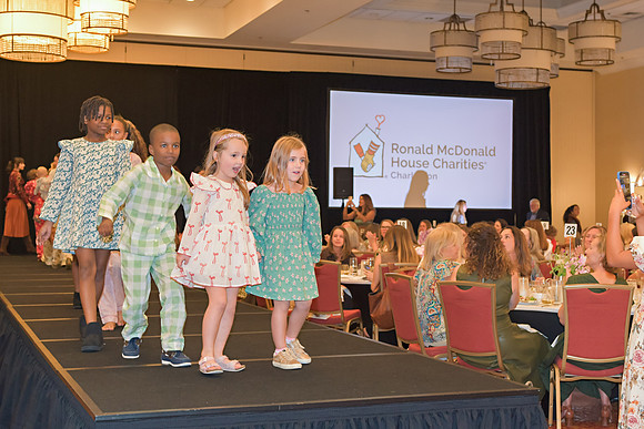 RKPhoto-2025-RonladMcDonald-BagLadyLuncheon-168