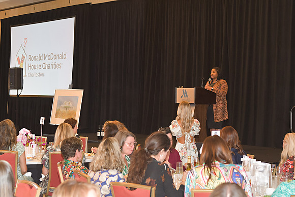 RKPhoto-2025-RonladMcDonald-BagLadyLuncheon-174