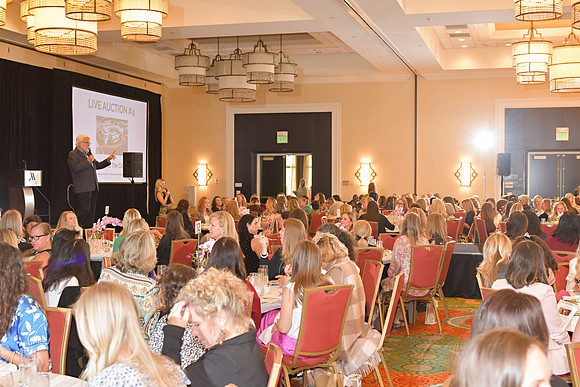 RKPhoto-2025-RonladMcDonald-BagLadyLuncheon-192