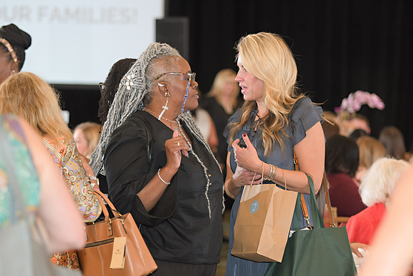 RKPhoto-2025-RonladMcDonald-BagLadyLuncheon-226