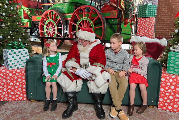The Charleston Santa 2024-Dec15-2796