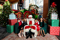 RKPhoto-2025-TheCharlestonSanta-Nov28-0011