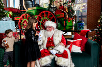 RKPhoto-2025-TheCharlestonSanta-Nov28-0014
