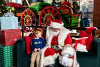 RKPhoto-2025-TheCharlestonSanta-Nov28-0020