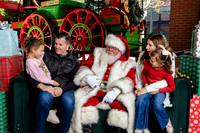 RKPhoto-2025-TheCharlestonSanta-Nov29-0514