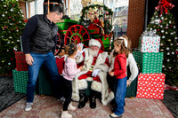 RKPhoto-2025-TheCharlestonSanta-Nov29-0518