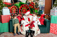 RKPhoto-2025-TheCharlestonSanta-Nov30-0945