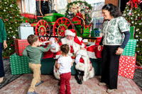 RKPhoto-2025-TheCharlestonSanta-Nov30-0949