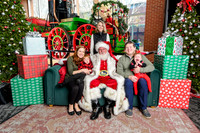 RKPhoto-2025-TheCharlestonSanta-Nov30-0953