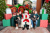 RKPhoto-2025-TheCharlestonSanta-Nov30-0959