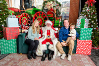 RKPhoto-2025-TheCharlestonSanta-Nov30-0962