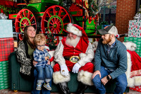 RKPhoto-2025-TheCharlestonSanta-Dec7-2217