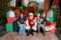 RKPhoto-2025-TheCharlestonSanta-Dec7-2219