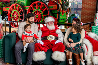 RKPhoto-2025-TheCharlestonSanta-Dec13-2912