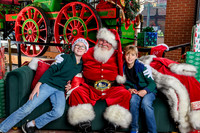 RKPhoto-2025-TheCharlestonSanta-Dec13-2900