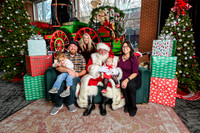 RKPhoto-2025-TheCharlestonSanta-Dec14-3618