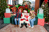 RKPhoto-2025-TheCharlestonSanta-Dec20-4206
