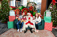 RKPhoto-2025-TheCharlestonSanta-Dec20-4212