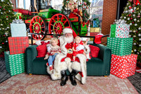 RKPhoto-2025-TheCharlestonSanta-Dec21-4770