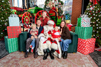 RKPhoto-2025-TheCharlestonSanta-Dec21-4773