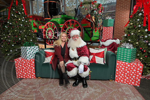 The Charleston Santa 2024-Dec10-2289