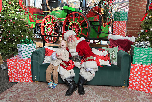 The Charleston Santa 2024-Dec15-2884