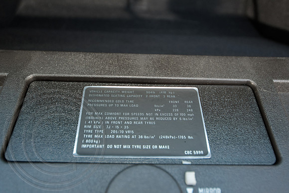 1990-Jaguar-XJ6-055