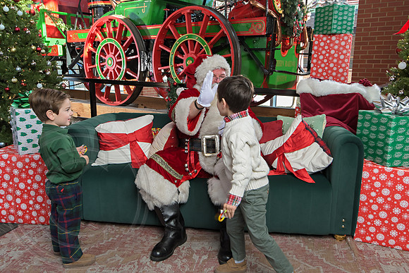 The Charleston Santa 2024-Dec22-3741