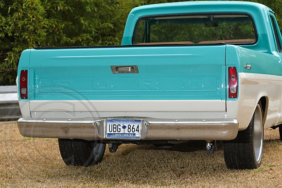 1967-Ford-F100-004