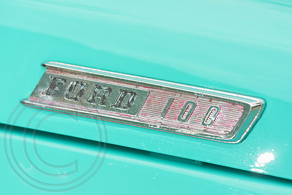 1967-Ford-F100-011